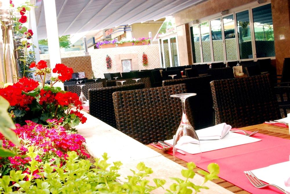 Alba Hotel Ankara Exteriör bild