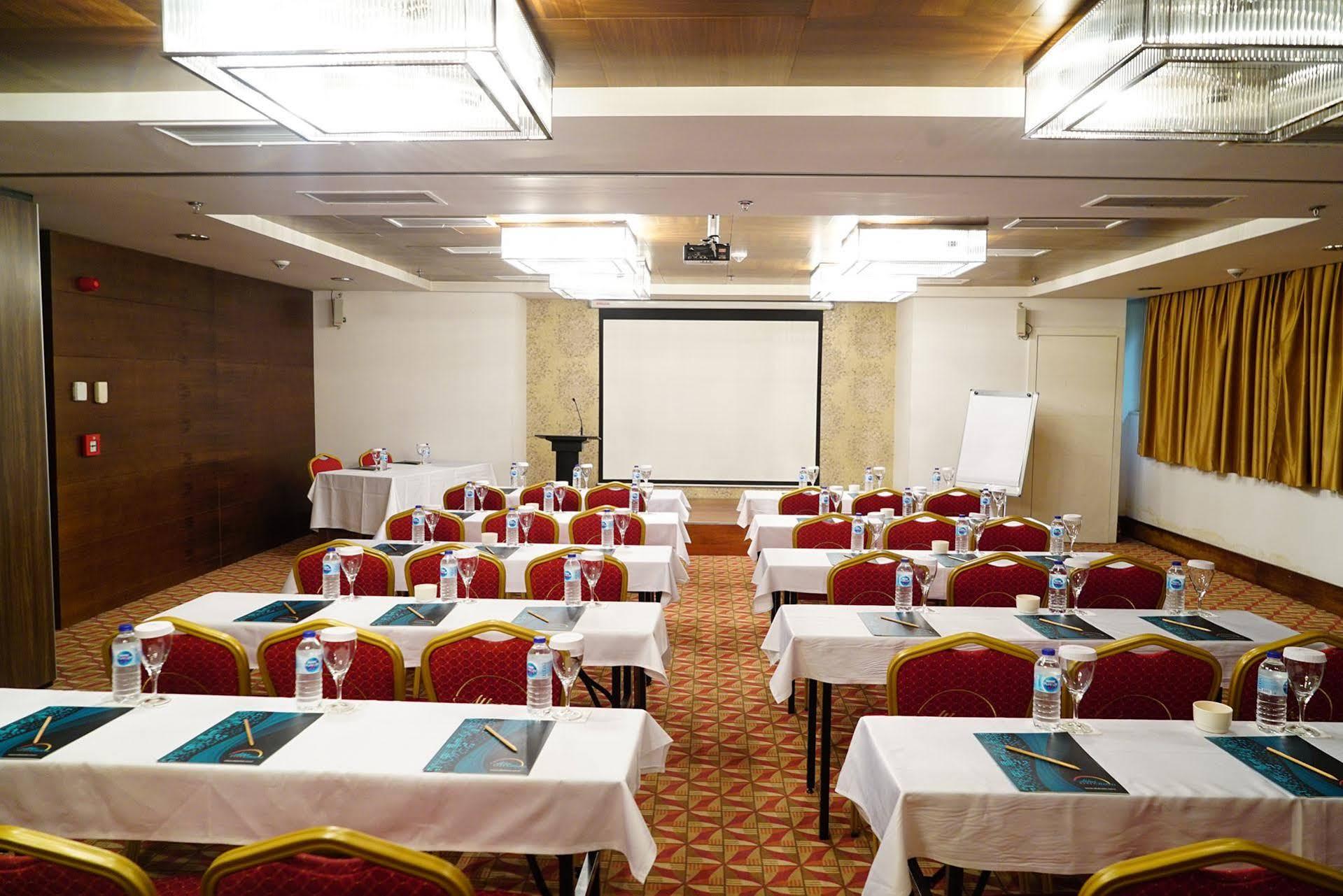 Alba Hotel Ankara Exteriör bild